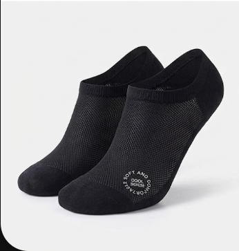 Premium Ultra-Thin No Show Socks – Breathable and Non-Slip Comfort for Active Women